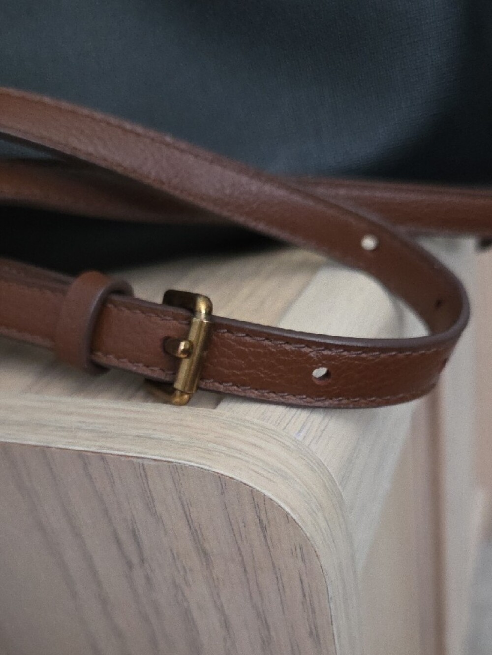 Fossil Two-Tone Black & Brown Syndey Satchel Bag - Classic Carry & Crossbody - Picture 9 of 13